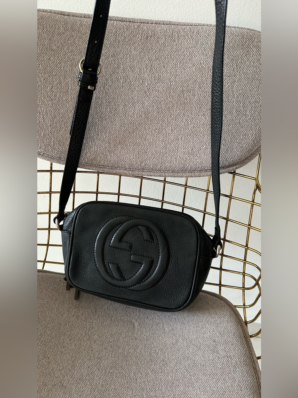 Gucci soho Black Pebbled Leather Crossbody with Embossed Logo